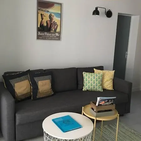 Appartement-jardinet 300 M St Palais Sur